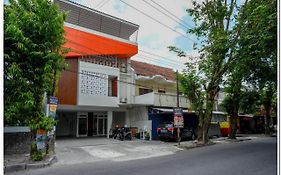 Reddoorz Near Sleman City Hall 2