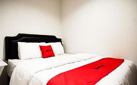 Reddoorz Near Sleman City Hall 2